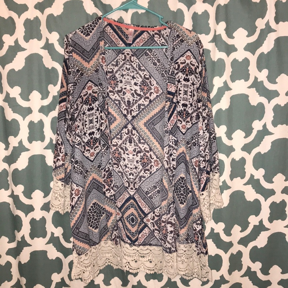 Blue print with lace kimono